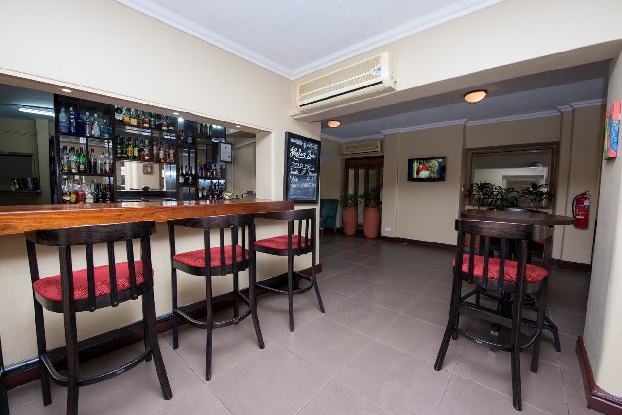Hotel Sunbird Capital Lilongwe Exterior foto
