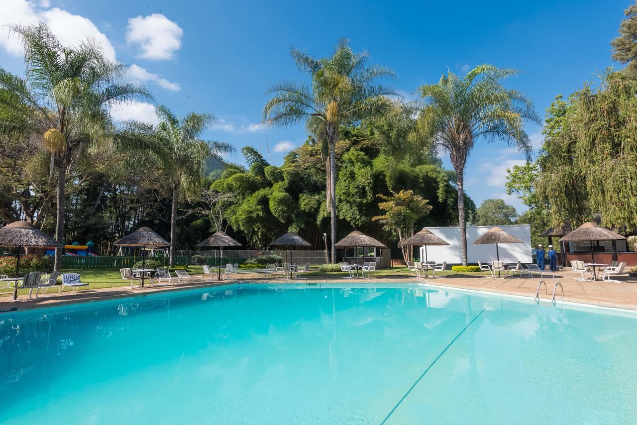 Hotel Sunbird Capital Lilongwe Exterior foto